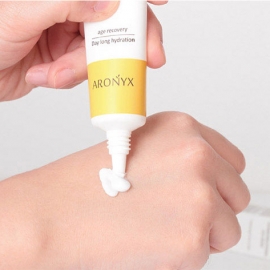 Тонизирующий витаминный крем для кожи вокруг глаз с пептидами Aronyx Vitamin Brightening Eye Cream, 40 мл