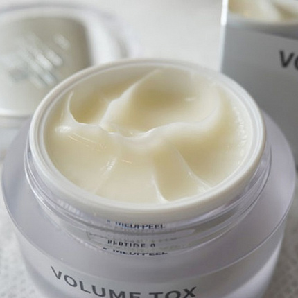 Омолаживающий крем с пептидами Medi-Peel Volume Tox Cream, 50 мл